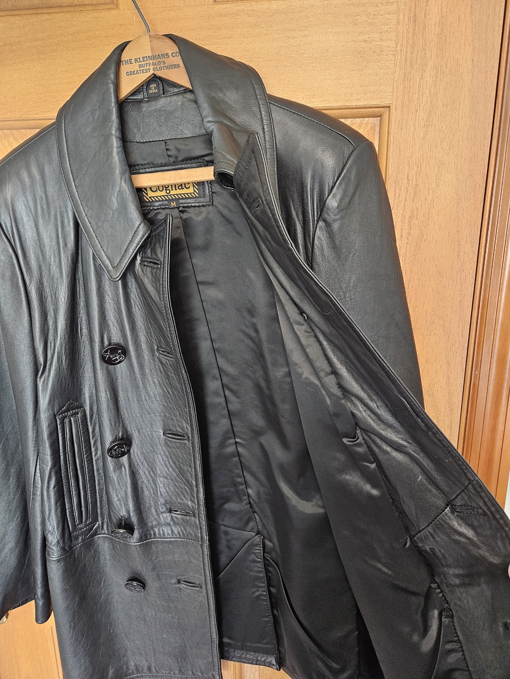 Vintage Classic Black Leather Double-Breasted Coat - Cognac Brand - Picture 7 of 9
